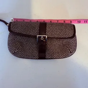 Banana Republic Clutch Black Herringbone Wool Blend Leather Trim Wristlet Bag‎ thumbnail 5