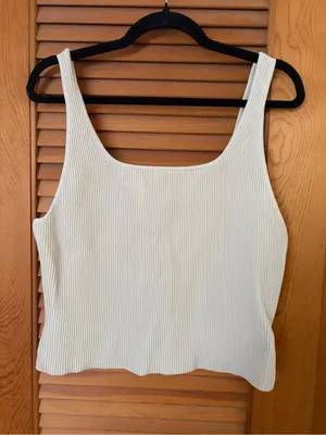 Aritzia Babaton Sculpt Knit Squareneck Ribbed Cropped Tank size XL thumbnail 1