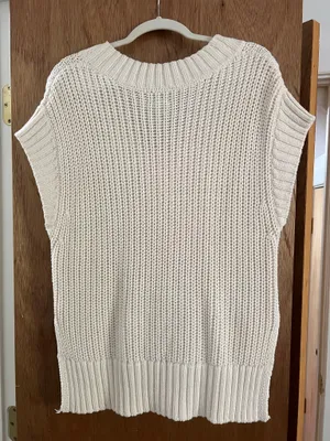 A new day cableknit vest  thumbnail 5