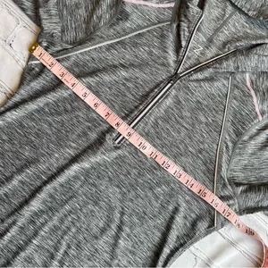Z By Zella Hoodie Shirt Womens Medium Gray Reflective Running Outdoor 1/4 Zip thumbnail 4