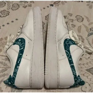 Nike Air Force 1 Low '07 Essential Green Paisley DH4406-102 Women's Size 8.5 thumbnail 7
