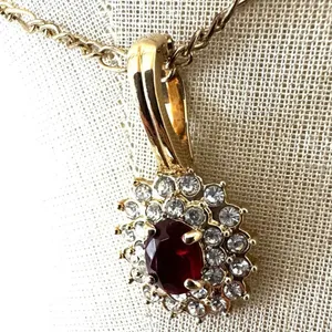 Gold Tone Red and Clear Rhinestones choker Pendant Necklace thumbnail 4