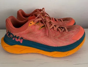 Hoka Tecton X Women’s 7 Coral Orange Trail Running Shoes Carbon Plate Sneakers thumbnail 1