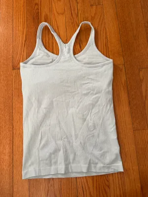 Lululemon Light blue ebb to street tank size 8 thumbnail 2