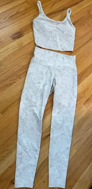 Old Navy Active Leggings Women’s thumbnail 1