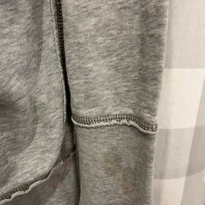 American Eagle Outfitters Gray and Pink Hoodie thumbnail 2