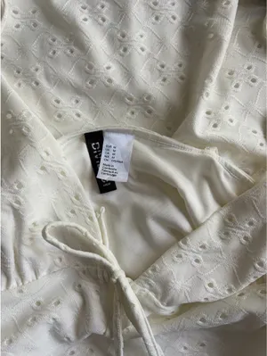 H&M Eyelet White Bow Mini Dress thumbnail 3