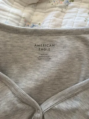 Heather gray long sleeve  thumbnail 2