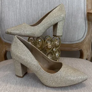 Classic Women's Gold Sparkle Heels Size 7 Block Heel Pointed Toe Evening Dressy thumbnail 3