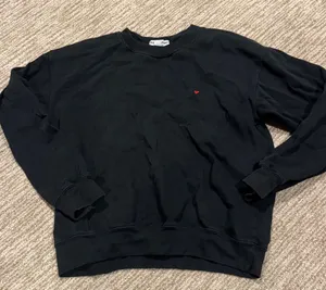 Sub_Urban Riot Black Crewneck Sweater with Heart thumbnail 1