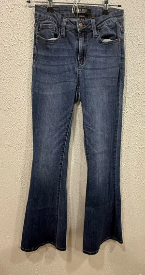 Judy Blue Women’s High Rise Flare Fit Lightly Distressed Size 0 thumbnail 1