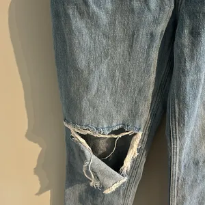Abercrombie The 90s Straight Ultra High‎ Rise Jeans thumbnail 3