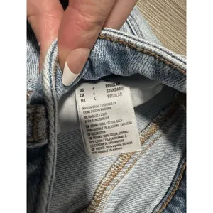 American Eagle Mom Jeans Strigid Denim Light Blue Breeze Wash Retro Size 4 Reg thumbnail 5
