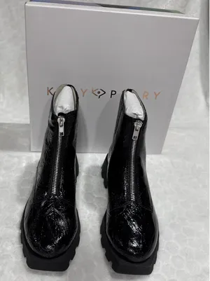 Katy Perry Combat Ankle Boots Black Floral Embossed Zip Up Chunky Womens Size 5 thumbnail 1
