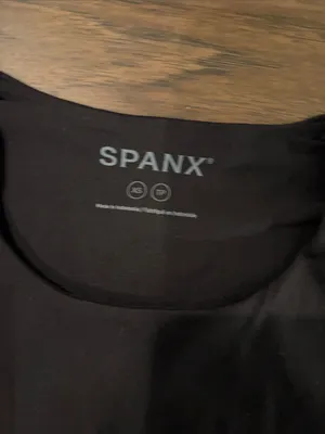 New With Tags Spanx Smooth Jersey Short Sleeve Crew Bodysuit Sz XS thumbnail 2