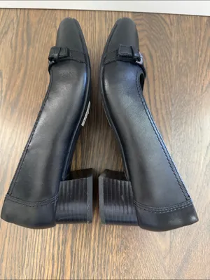 Clarks Black Leather Low Block Heel Marilyn Nora Pumps size 6 thumbnail 6