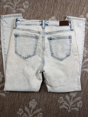 Carly High-Rise Light Acid Wash Women’s Jeans thumbnail 3