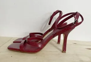 Marc Fisher Size 10 Block Toe Sandal Heel Strappy Stiletto Red Sexy thumbnail 1