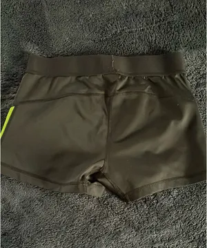 Adidas Women’s Shorts Black Athletic thumbnail 2