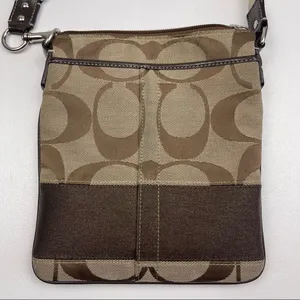 Coach Brown Signature Jacquard Stripe Crossbody Bag Purse Adjustable Strap thumbnail 3