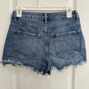 KanCan Denim Blue Distressed Women's Size 5/26 Shorts thumbnail 4