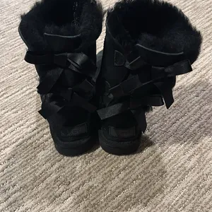 UGG Black Shearling Boots thumbnail 2