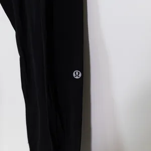 Lululemon Women's Fast & Free High Waisted 7/8 Athletic work Out Tight Black 10 thumbnail 2