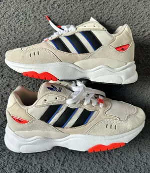Adidas Retropy F90 Mystique HP8094 Off-White/Red/Blue Size 9 Men/10.5 Women thumbnail 1