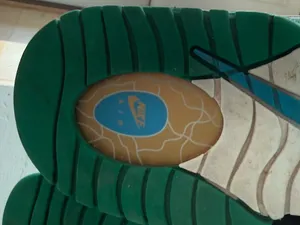 Nike Air Tennis Shoes size 6 youth thumbnail 7