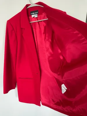 Sag Harbor Women’s Red Jacket Blazer 100% Wool Size 12 Very New No damage thumbnail 3