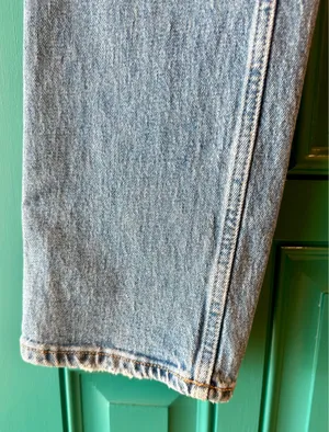 Abercrombie 90s Straight Ultra High Rise Criss Cross Waist Jeans Size 27 4 thumbnail 3