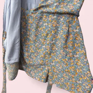 Women’s Lulus Blue Floral Wrap Tie Waist Romper Small thumbnail 4