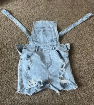 Romper SHEIN  thumbnail 1
