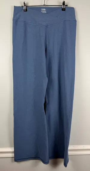 Abercrombie & Fitch YPB blue crossover wide leg yoga pants size XXL short curve thumbnail 1