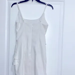Saints and secrets white ruffle dress size xsmall thumbnail 5