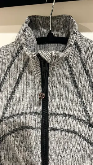 Lululemon Zip-Up Jacket thumbnail 3