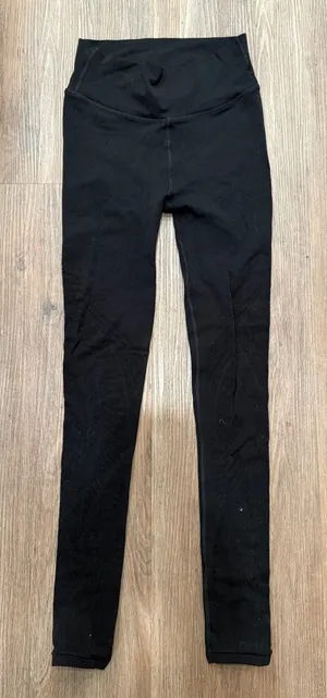 Lululemon‎ Womens High Rise Paisley Jacquard Leggings Black Size 4 Full Length thumbnail 1