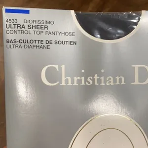 VTG New Christian Dior Ultra Sheer Pantyhose Navy Size 4- 135-165 lbs/ 5'6" - 6' thumbnail 2
