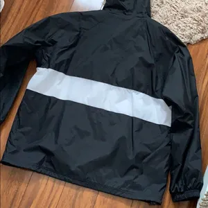 Alpha phi rain jacket Size M thumbnail 4