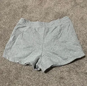 Grey Nike Fleece Shorts thumbnail 2