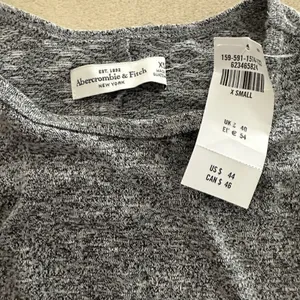 Abercrombie & Fitch Heather Gray Knotted Side Dress thumbnail 7