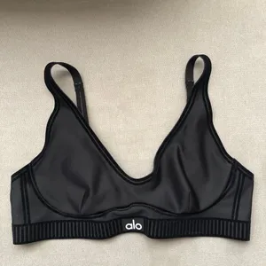 Alo Yoga Airlift Line Up Bra Black S thumbnail 3