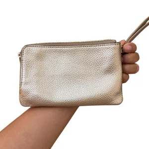 Coach Metallic Silver‎ Pebbled Leather Double Zip Compartment Wristlet Bag thumbnail 2