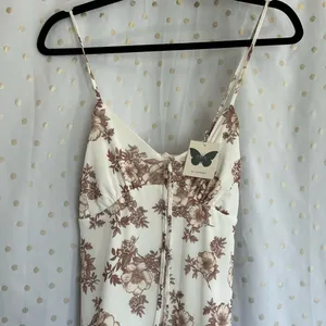 No Comment Chic White Maxi Dress with Brown Floral Design thumbnail 2