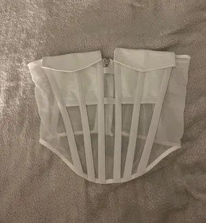 Club L White Strapless Utility Pocket Corset Top thumbnail 4