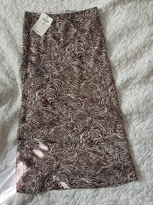 Glassons Maxi Skirt thumbnail 1