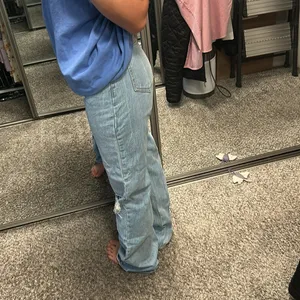 Abercrombie & Fitch 90’s relaxed Jean high rise Jeans Distressed thumbnail 3