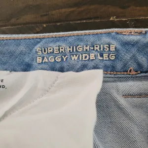 American Eagle Super High Rise Light Wash Cargo Baggy Wide Leg Jeans Womens 14 thumbnail 10