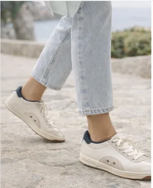 Polo Ralph Lauren Court 100 Sneakers Beige Leather Suede Size 6 Neutral thumbnail 1