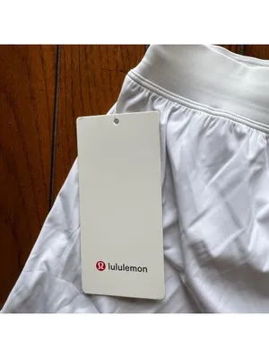 Lululemon Sleek Short High Rise 3” White Size XXS (2) NWT thumbnail 4